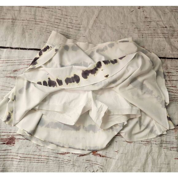 Lululemon Court Rival High Rise Skirt Long Size 6 - Picture 4 of 6